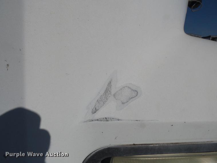 image for item DB7006 1997 Mack CH613 fertilizer tender truck