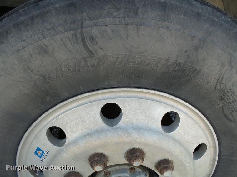 image for item DB7006 1997 Mack CH613 fertilizer tender truck