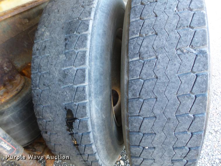 image for item DB7006 1997 Mack CH613 fertilizer tender truck