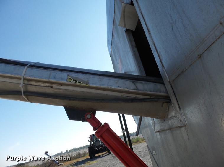 image for item DB7006 1997 Mack CH613 fertilizer tender truck