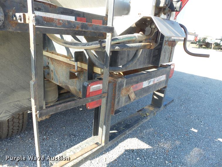 image for item DB7006 1997 Mack CH613 fertilizer tender truck