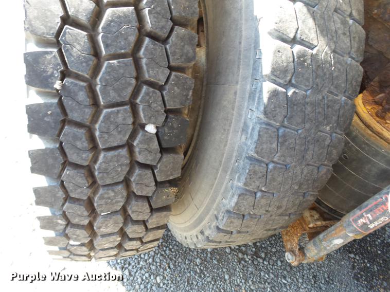 image for item DB7006 1997 Mack CH613 fertilizer tender truck