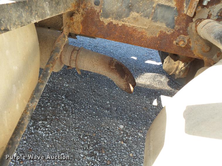 image for item DB7006 1997 Mack CH613 fertilizer tender truck