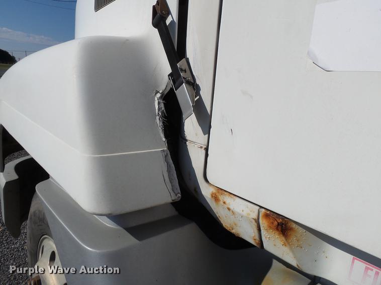 image for item DB7006 1997 Mack CH613 fertilizer tender truck