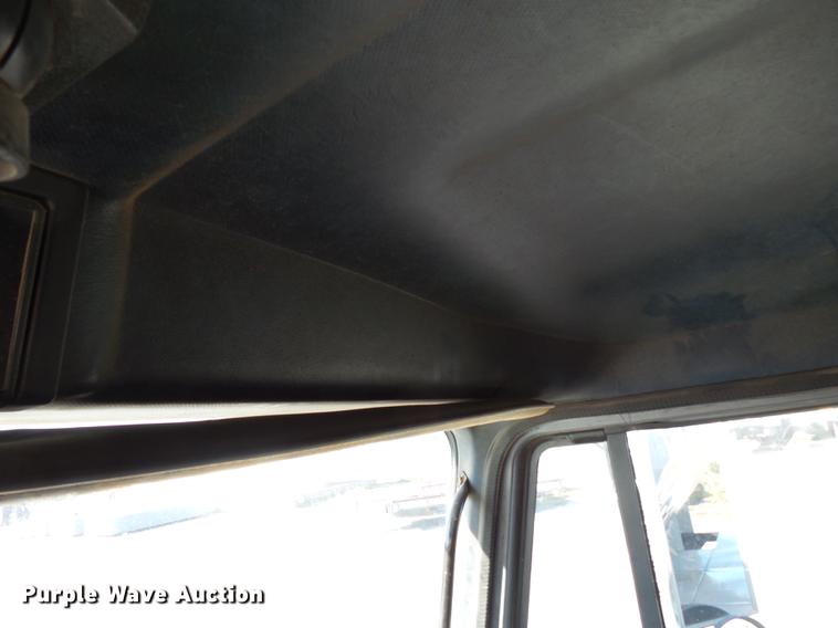 image for item DB7006 1997 Mack CH613 fertilizer tender truck