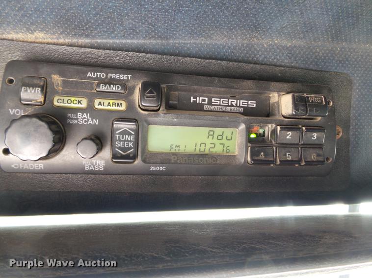 image for item DB7006 1997 Mack CH613 fertilizer tender truck