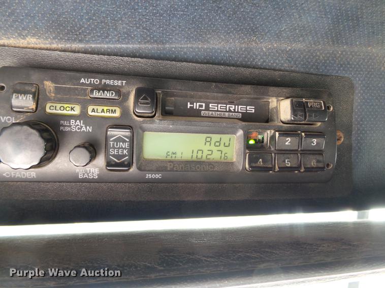 image for item DB7006 1997 Mack CH613 fertilizer tender truck