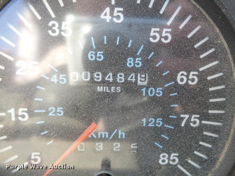 image for item DB7006 1997 Mack CH613 fertilizer tender truck