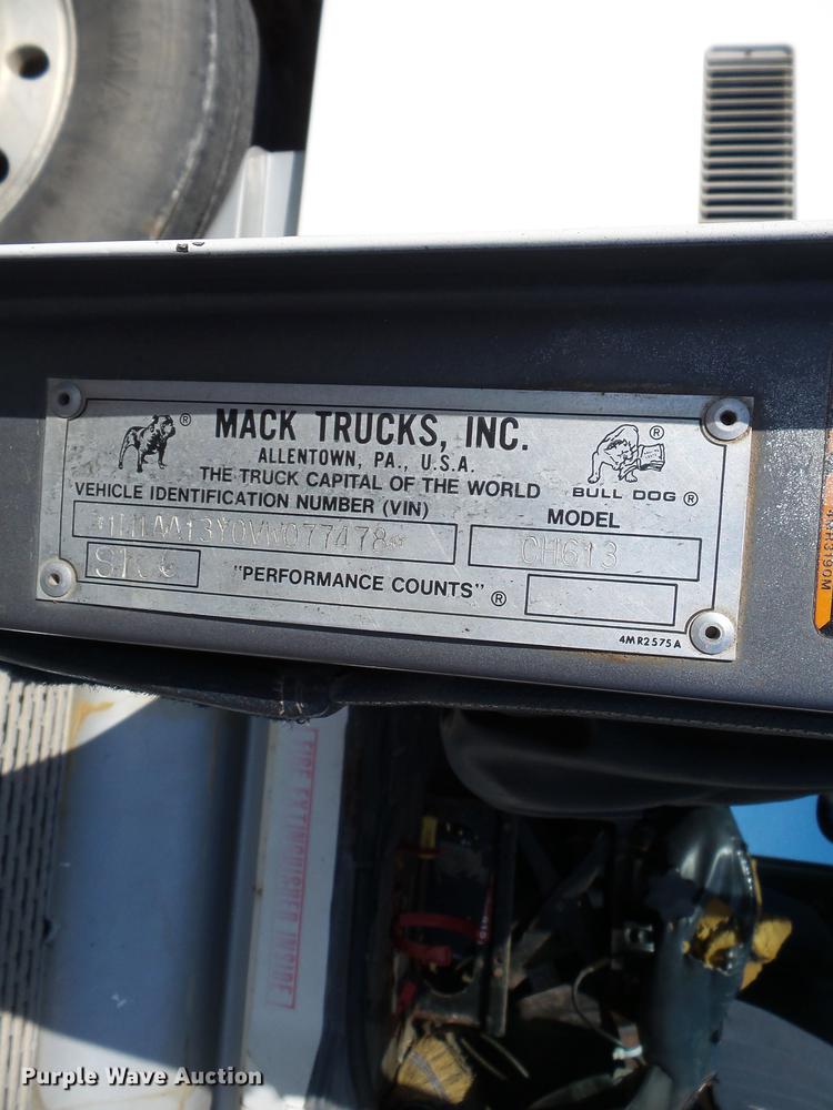 image for item DB7006 1997 Mack CH613 fertilizer tender truck