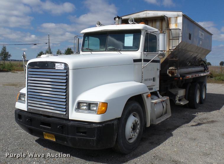 image for item DB7007 1994 Freightliner FLD fertilizer tender truck