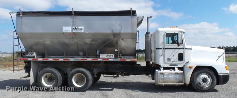 image for item DB7007 1994 Freightliner FLD fertilizer tender truck