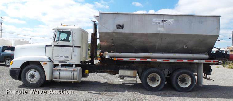 image for item DB7007 1994 Freightliner FLD fertilizer tender truck