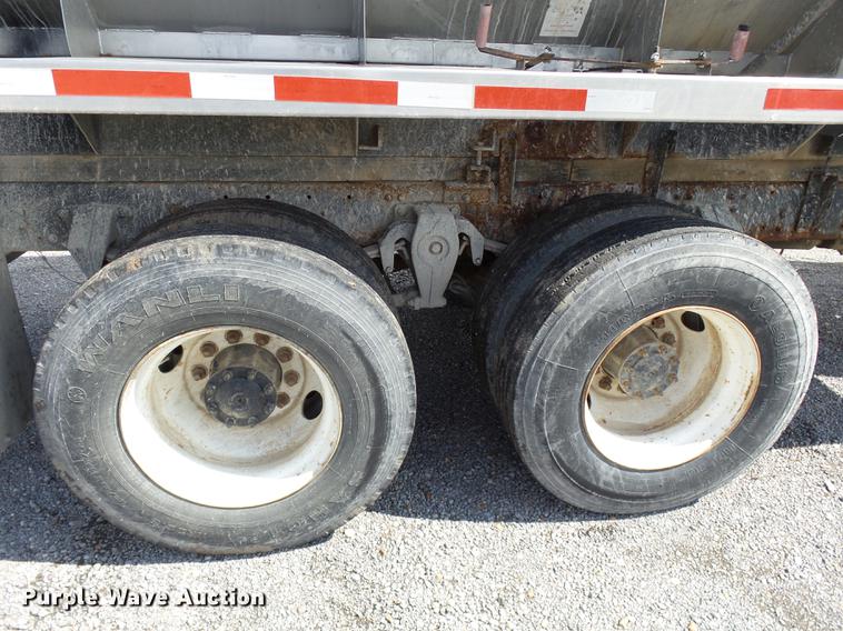 image for item DB7007 1994 Freightliner FLD fertilizer tender truck