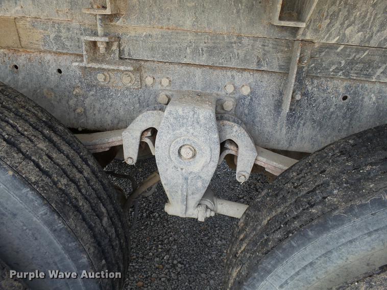 image for item DB7007 1994 Freightliner FLD fertilizer tender truck