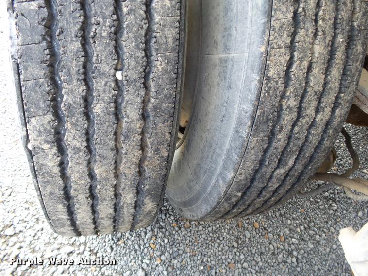 image for item DB7007 1994 Freightliner FLD fertilizer tender truck