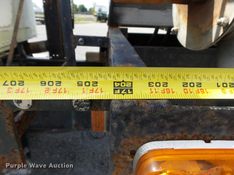 image for item DB7007 1994 Freightliner FLD fertilizer tender truck