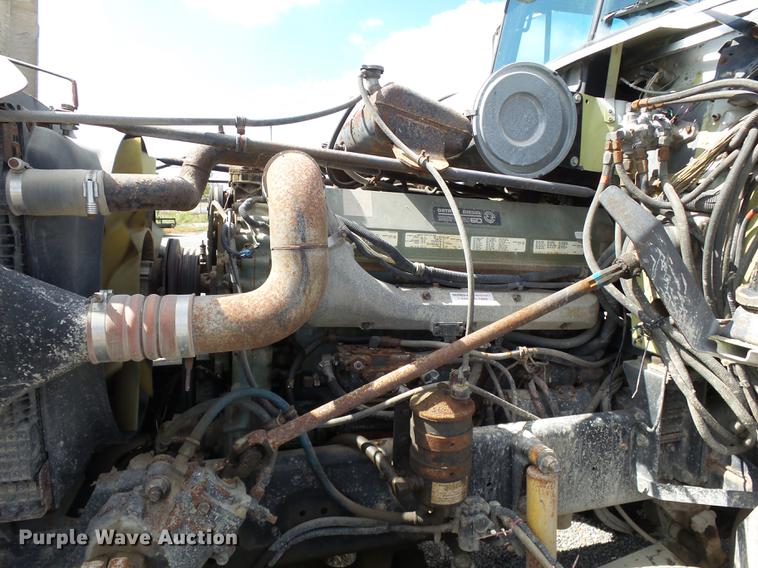 image for item DB7007 1994 Freightliner FLD fertilizer tender truck