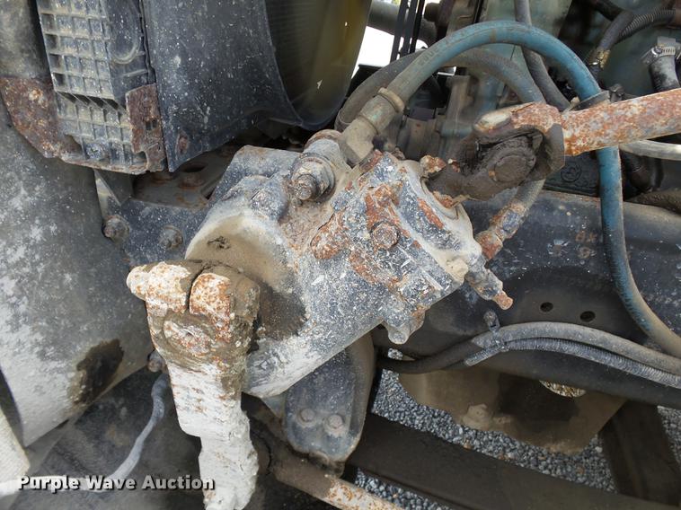 image for item DB7007 1994 Freightliner FLD fertilizer tender truck