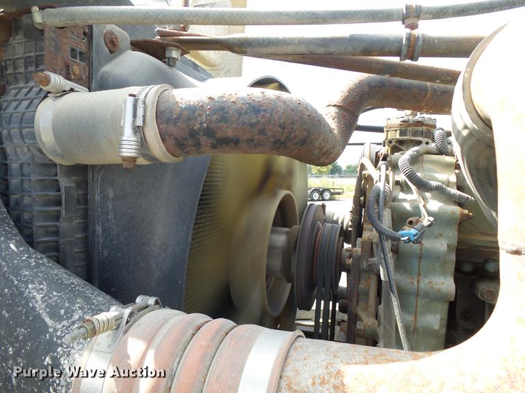 image for item DB7007 1994 Freightliner FLD fertilizer tender truck