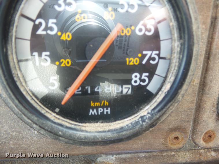 image for item DB7007 1994 Freightliner FLD fertilizer tender truck