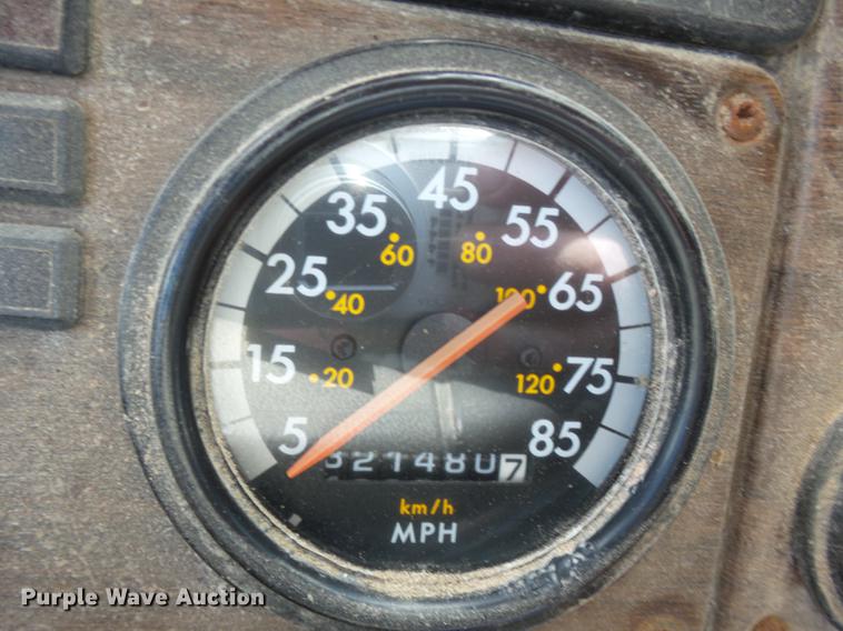 image for item DB7007 1994 Freightliner FLD fertilizer tender truck