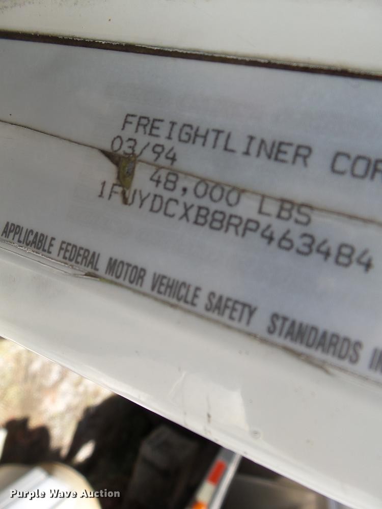 image for item DB7007 1994 Freightliner FLD fertilizer tender truck