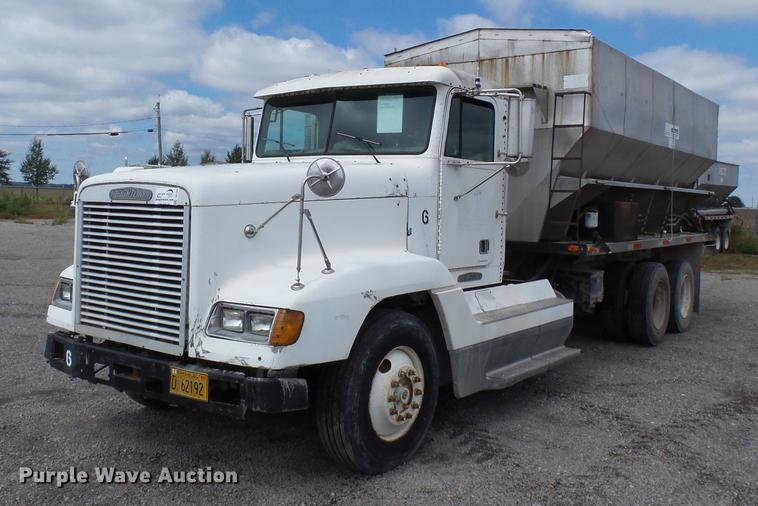 image for item DB7008 1996 Freightliner FLD fertilizer tender truck