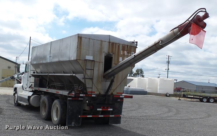 image for item DB7008 1996 Freightliner FLD fertilizer tender truck