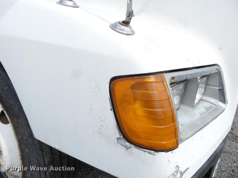 image for item DB7008 1996 Freightliner FLD fertilizer tender truck