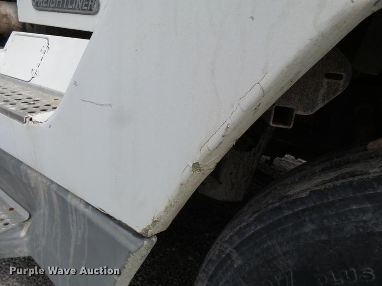 image for item DB7008 1996 Freightliner FLD fertilizer tender truck