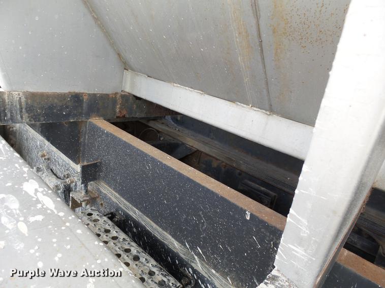 image for item DB7008 1996 Freightliner FLD fertilizer tender truck