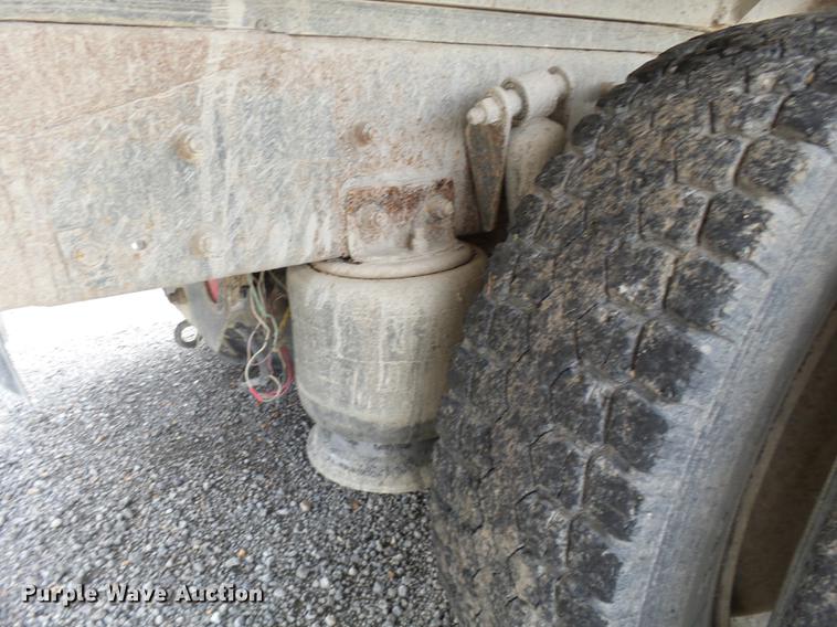 image for item DB7008 1996 Freightliner FLD fertilizer tender truck