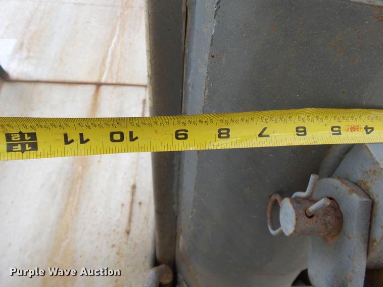 image for item DB7008 1996 Freightliner FLD fertilizer tender truck