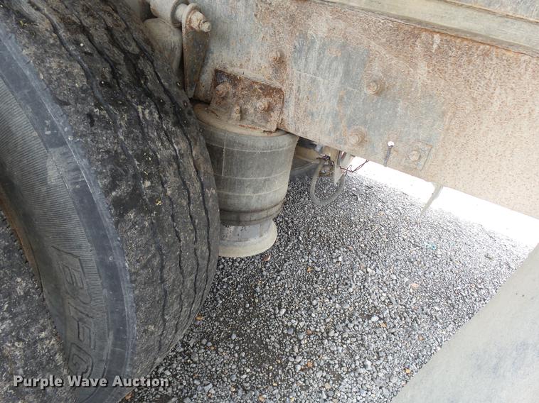 image for item DB7008 1996 Freightliner FLD fertilizer tender truck