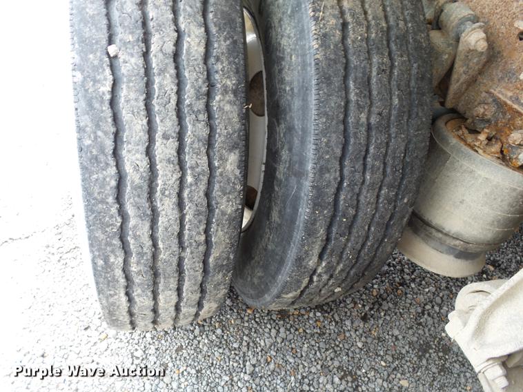 image for item DB7008 1996 Freightliner FLD fertilizer tender truck