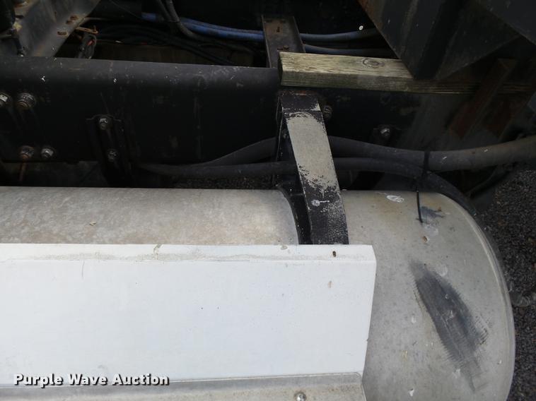 image for item DB7008 1996 Freightliner FLD fertilizer tender truck