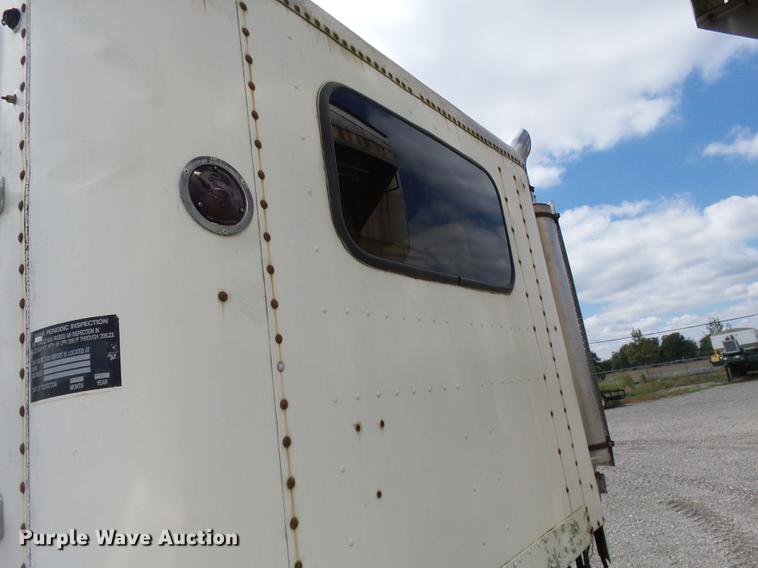 image for item DB7008 1996 Freightliner FLD fertilizer tender truck