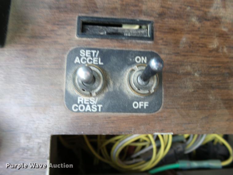 image for item DB7008 1996 Freightliner FLD fertilizer tender truck