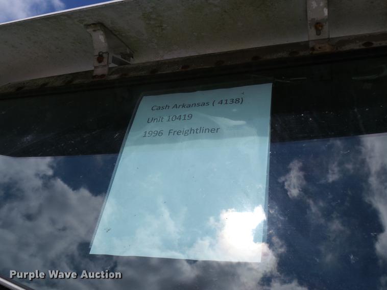 image for item DB7008 1996 Freightliner FLD fertilizer tender truck