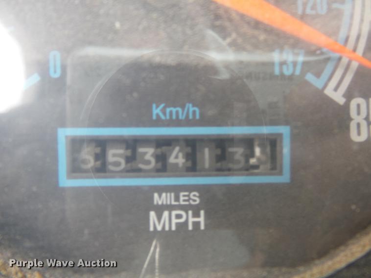 image for item DB7013 1994 International 9400 truck cab and chassis