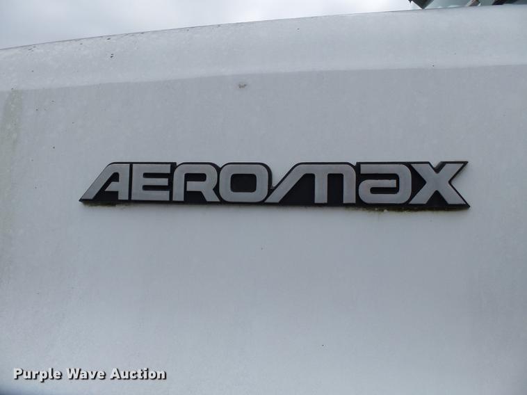 image for item DB7014 1992 Ford LTL9000 truck cab and chassis