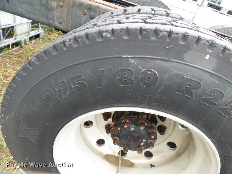 image for item DB7014 1992 Ford LTL9000 truck cab and chassis