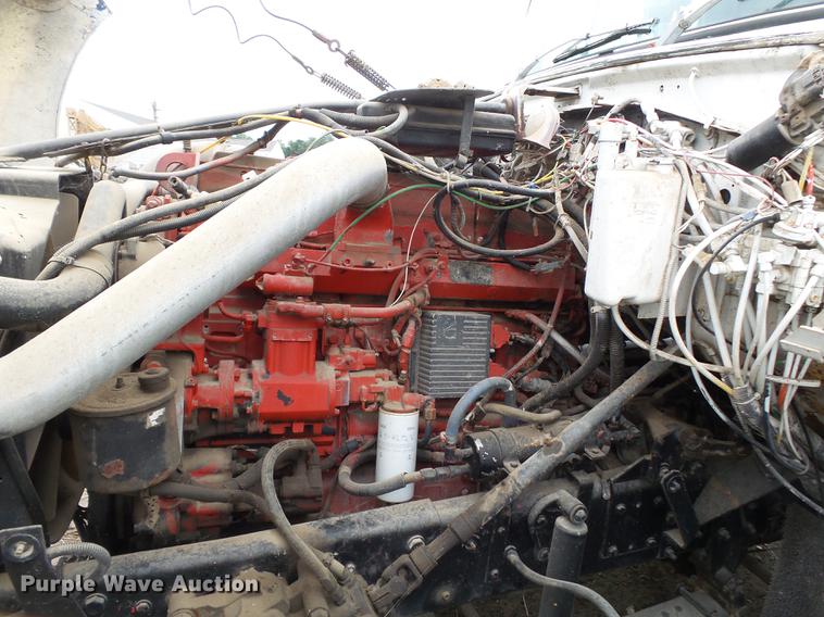 image for item DB7014 1992 Ford LTL9000 truck cab and chassis