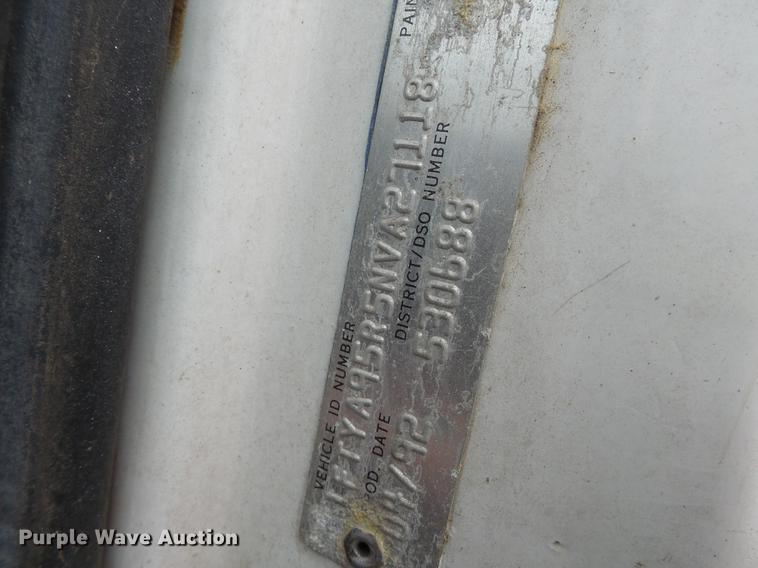 image for item DB7014 1992 Ford LTL9000 truck cab and chassis