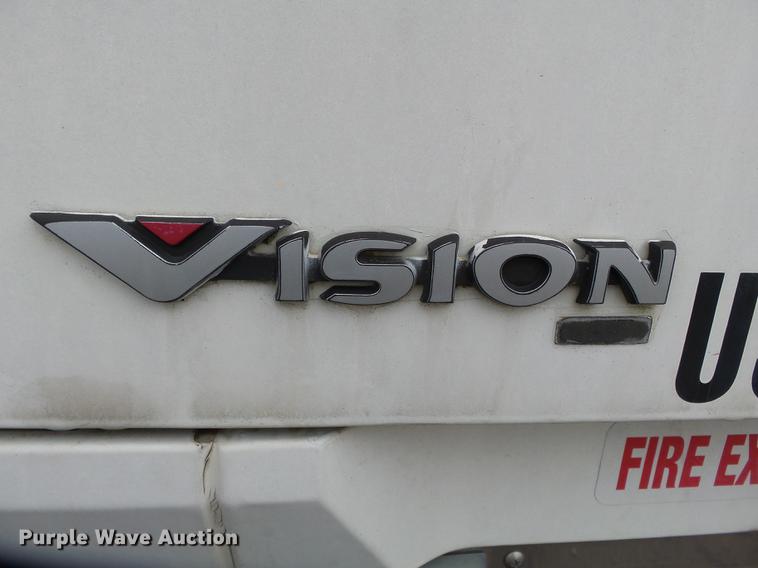 image for item DB7015 2005 Mack Vision CXN613 truck cab and chassis