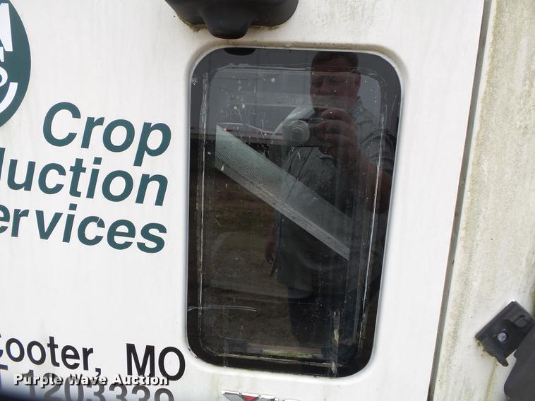 image for item DB7015 2005 Mack Vision CXN613 truck cab and chassis