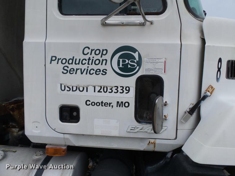 image for item DB7044 1999 Mack CH613 fertilizer tender truck