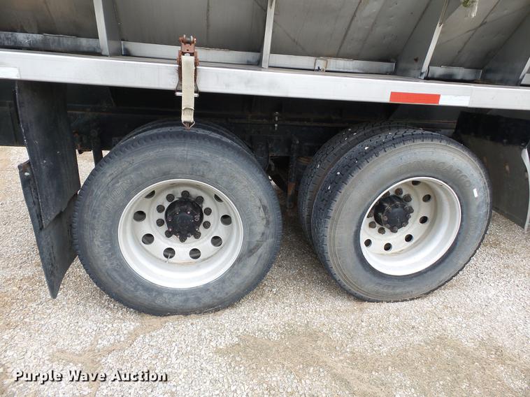 image for item DB7044 1999 Mack CH613 fertilizer tender truck