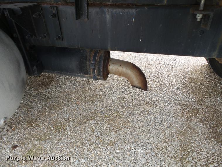 image for item DB7044 1999 Mack CH613 fertilizer tender truck