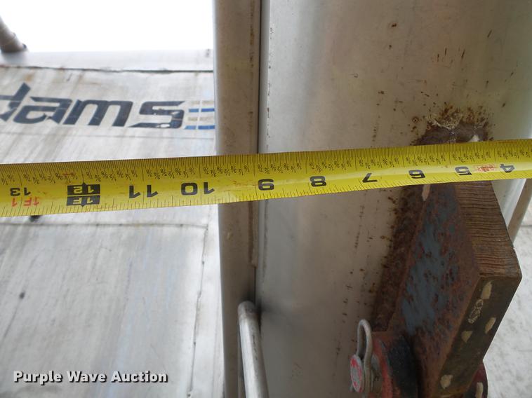 image for item DB7044 1999 Mack CH613 fertilizer tender truck